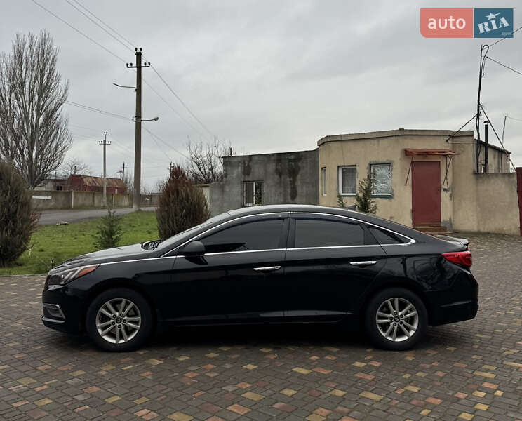 Седан Hyundai Sonata 2015 в Овидиополе