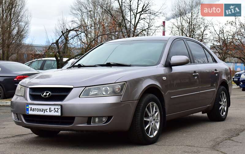 Седан Hyundai Sonata 2006 в Киеве