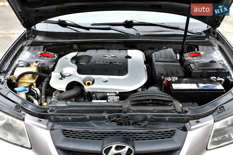Седан Hyundai Sonata 2006 в Киеве