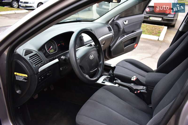 Седан Hyundai Sonata 2006 в Киеве