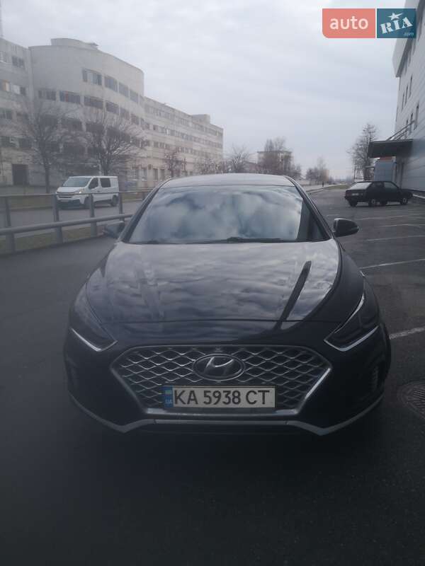 Седан Hyundai Sonata 2018 в Киеве