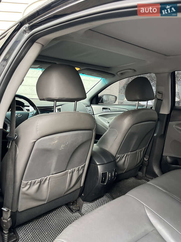 Седан Hyundai Sonata 2012 в Днепре