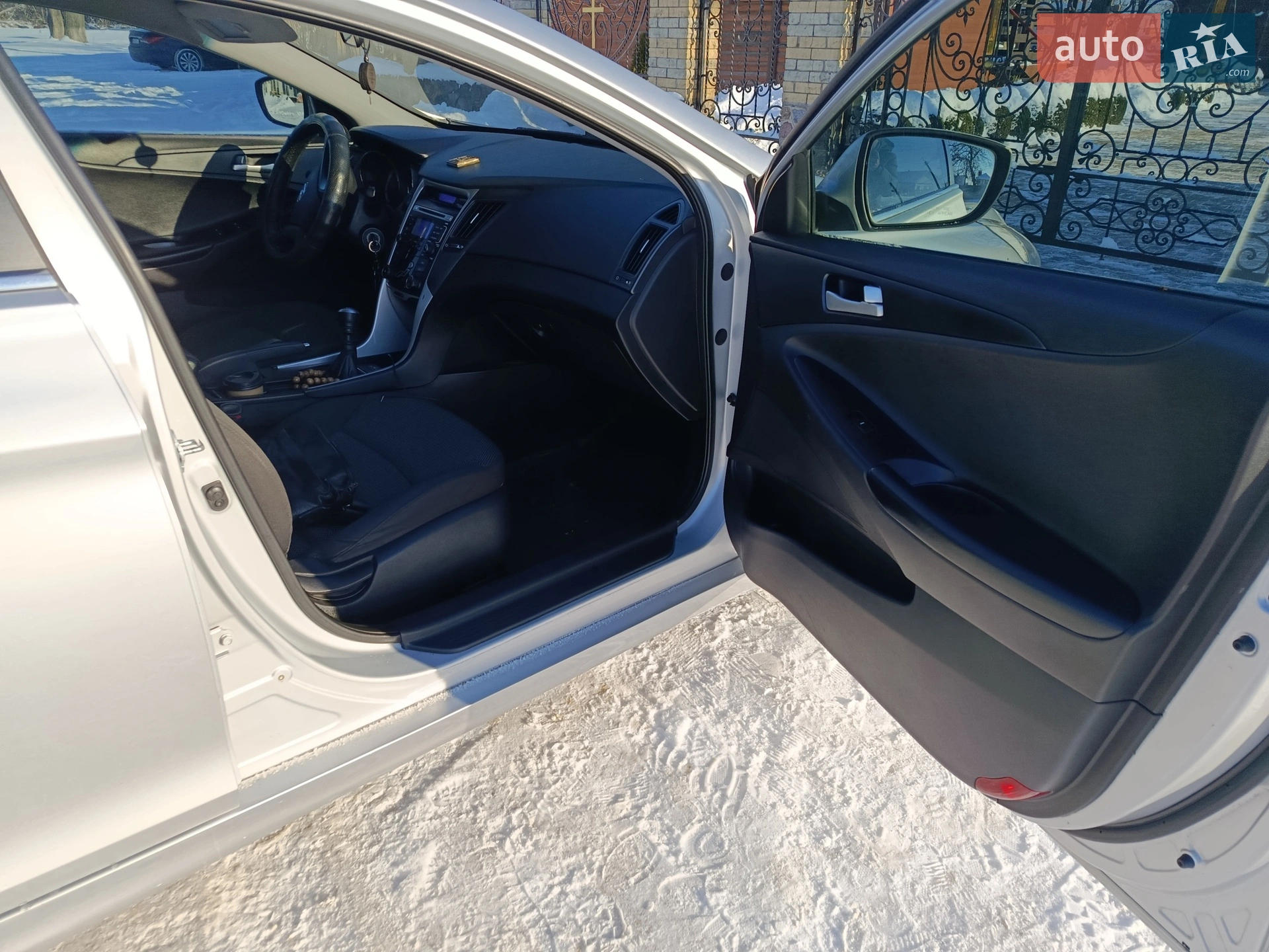 2011 Hyundai Sonata - мініатюра 17
