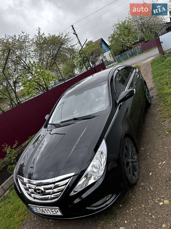 Седан Hyundai Sonata 2011 в Сторожинце