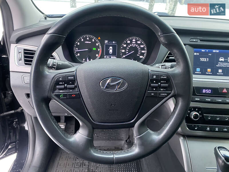 Седан Hyundai Sonata 2016 в Запорожье