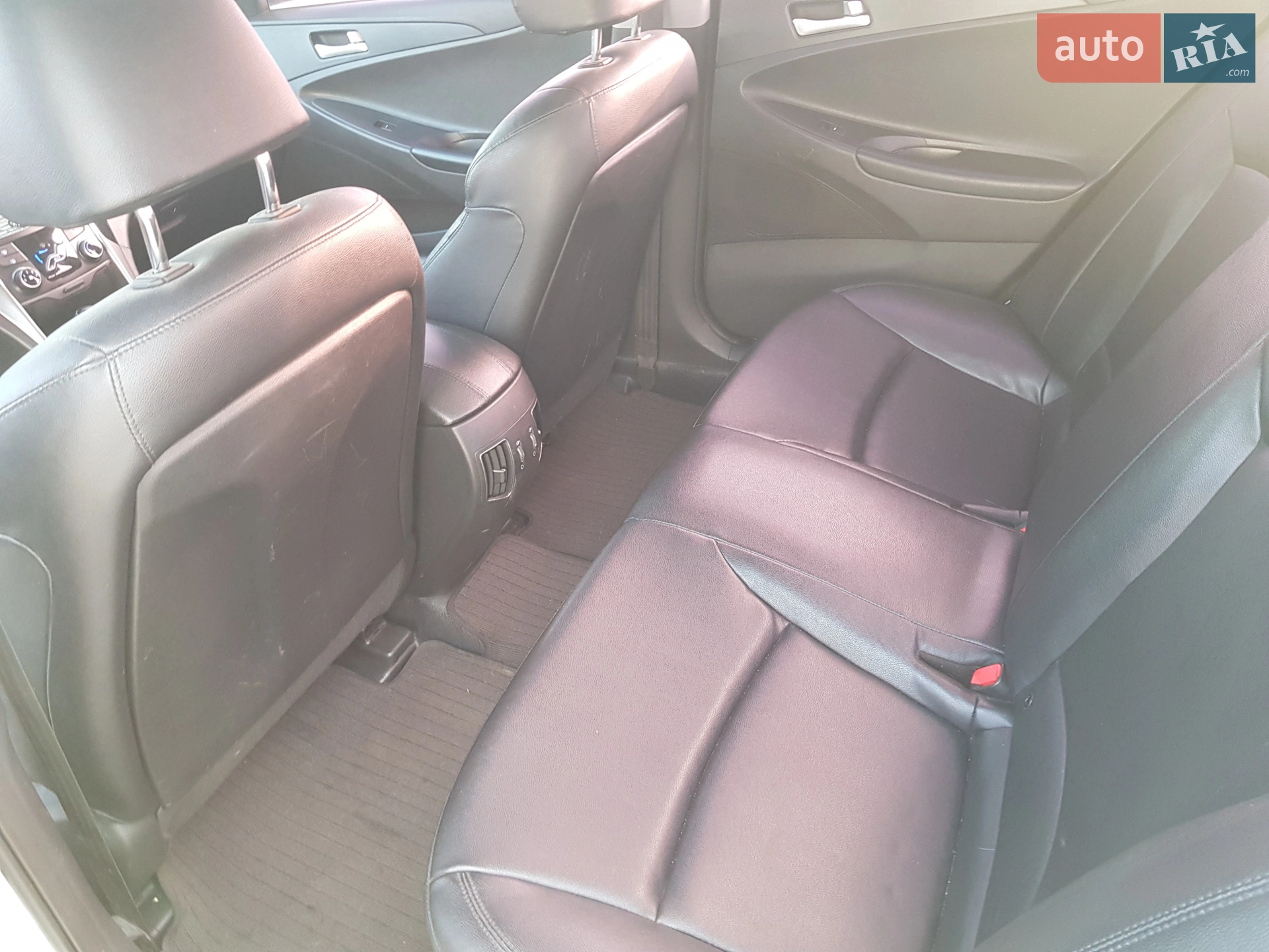 2012 Hyundai Sonata - мініатюра 8