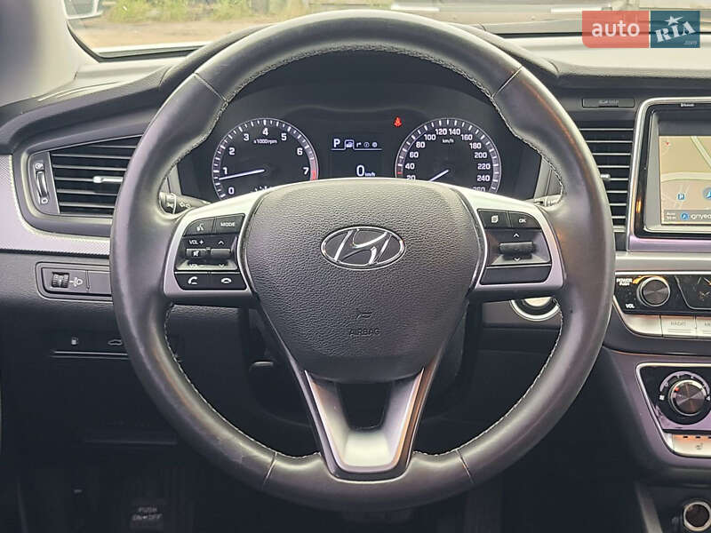 Седан Hyundai Sonata 2018 в Ровно