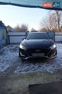 Седан Hyundai Sonata 2017 в Валках