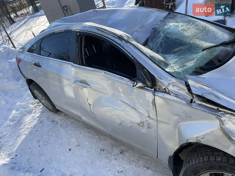 Седан Hyundai Sonata 2014 в Чернигове