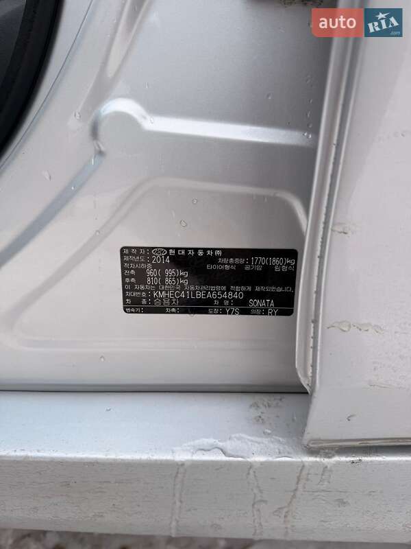 Седан Hyundai Sonata 2014 в Виннице