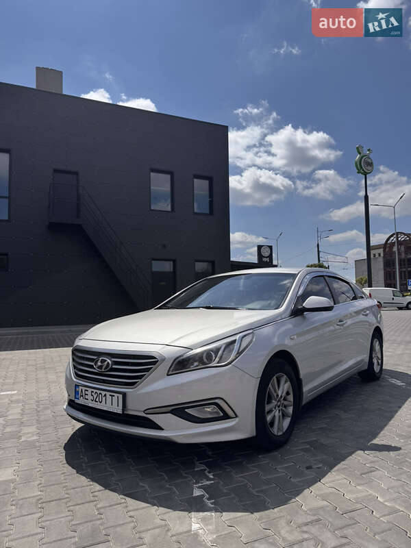 Hyundai Sonata 2015