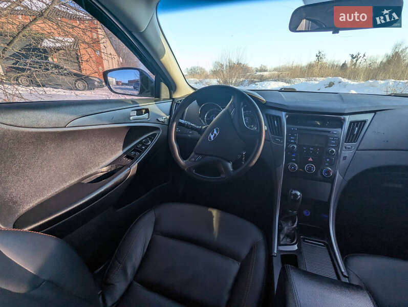 Седан Hyundai Sonata 2014 в Млинове фото 7 Седан Hyundai Sonata 2014 в Млинове