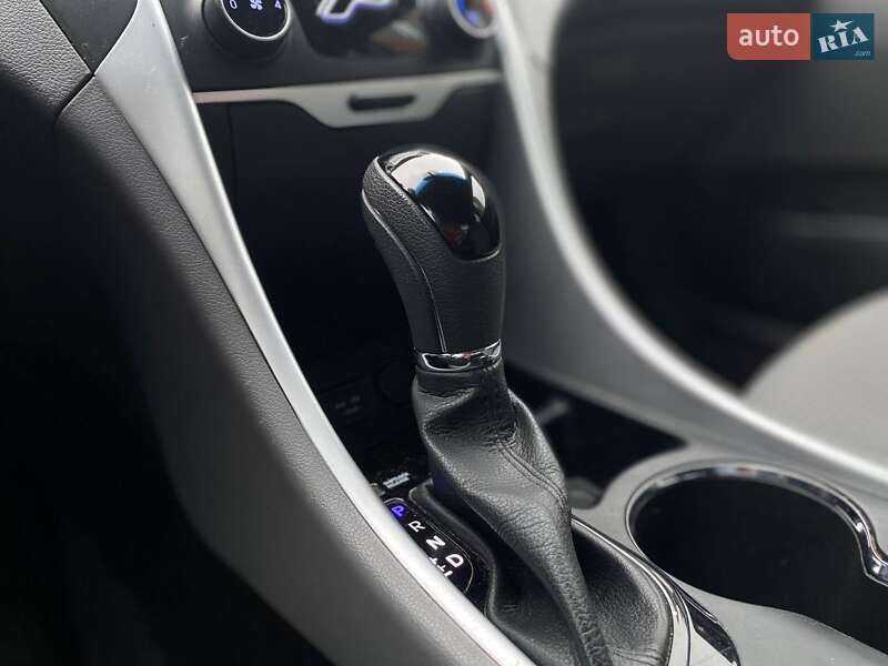 Седан Hyundai Sonata 2013 в Киеве фото 33 Седан Hyundai Sonata 2013 в Киеве