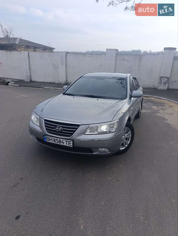 Hyundai Sonata 2009