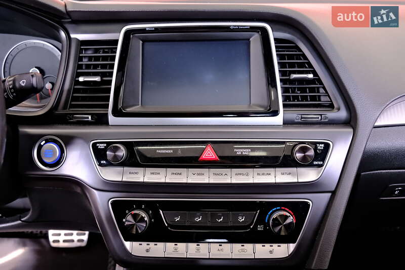 Седан Hyundai Sonata 2017 в Одессе