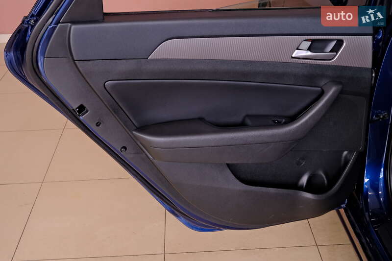 Седан Hyundai Sonata 2017 в Одессе