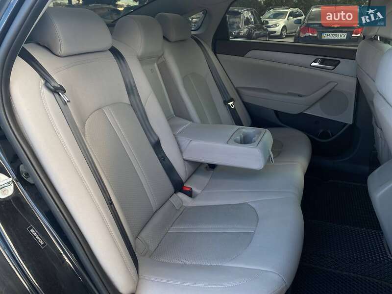 Седан Hyundai Sonata 2017 в Киеве