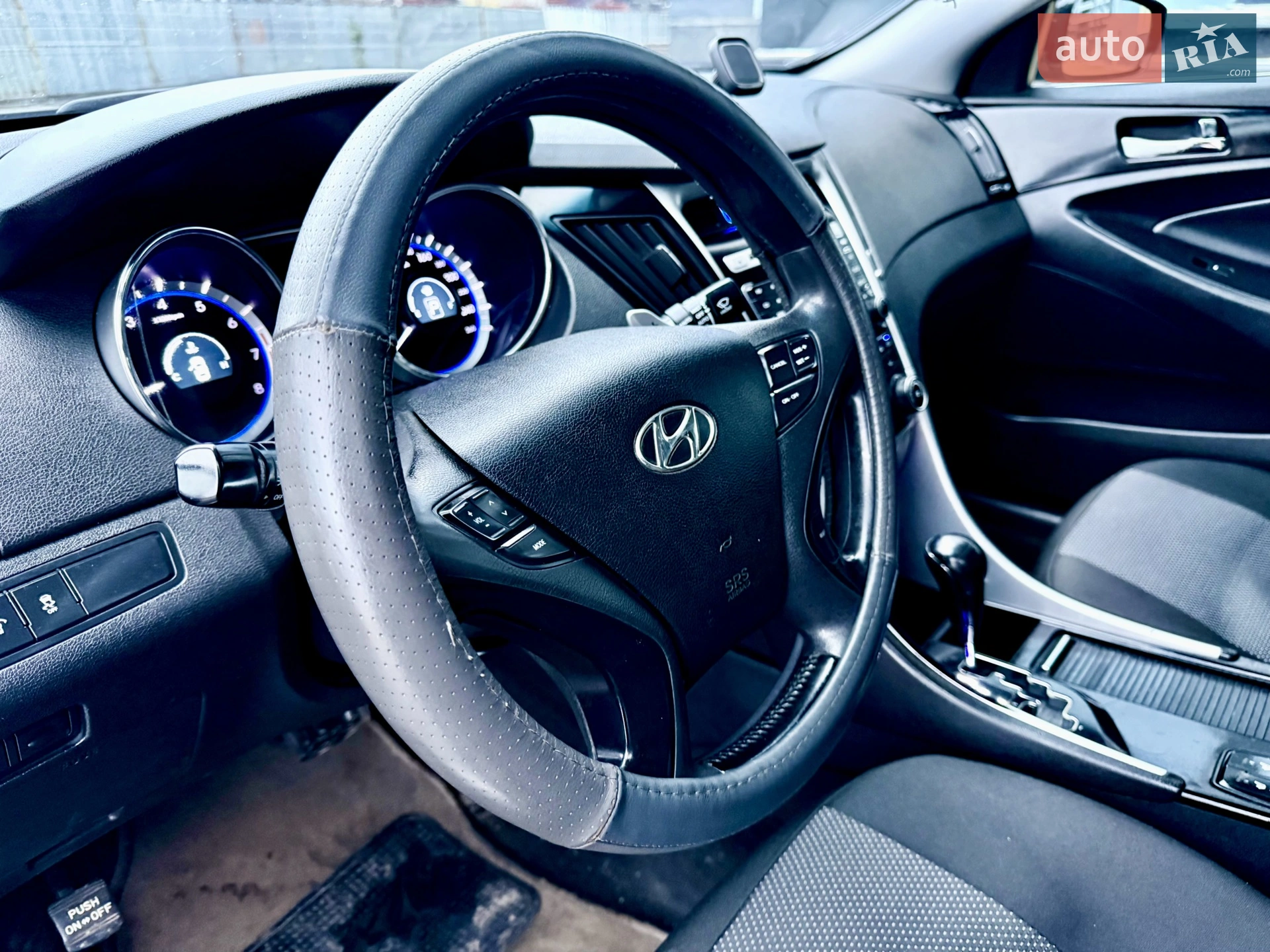 2010 Hyundai Sonata - мініатюра 39