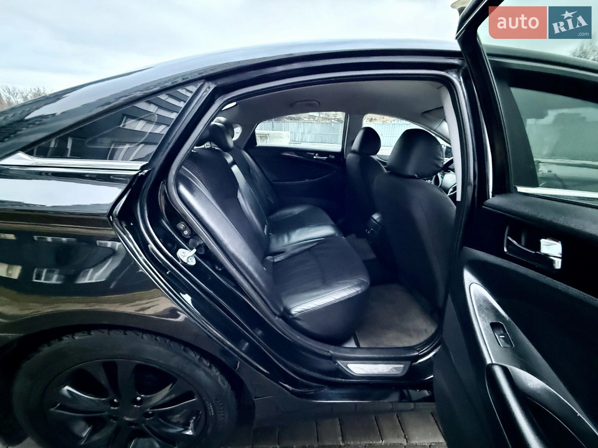 2010 Hyundai Sonata - мініатюра 64