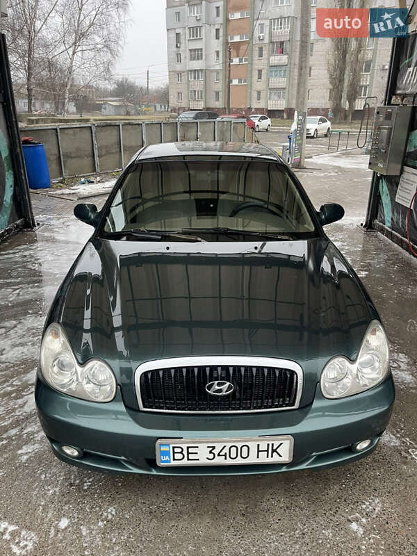 Седан Hyundai Sonata 2004 в Николаеве