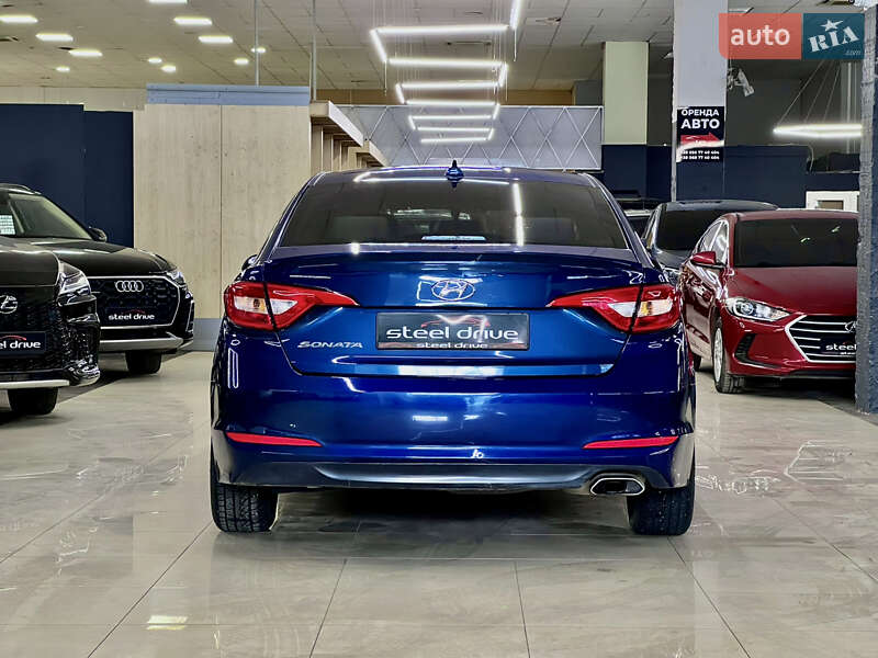 Седан Hyundai Sonata 2016 в Николаеве
