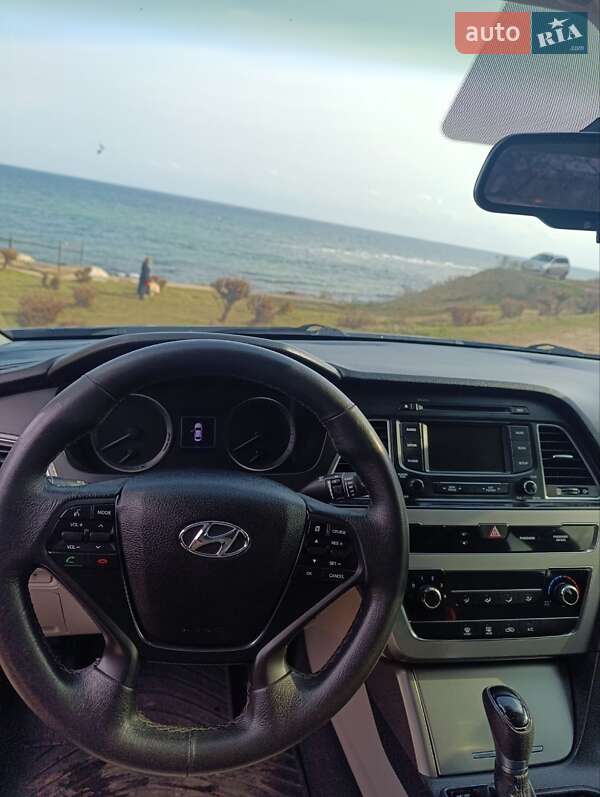 Седан Hyundai Sonata 2015 в Черноморске фото 14 Седан Hyundai Sonata 2015 в Черноморске