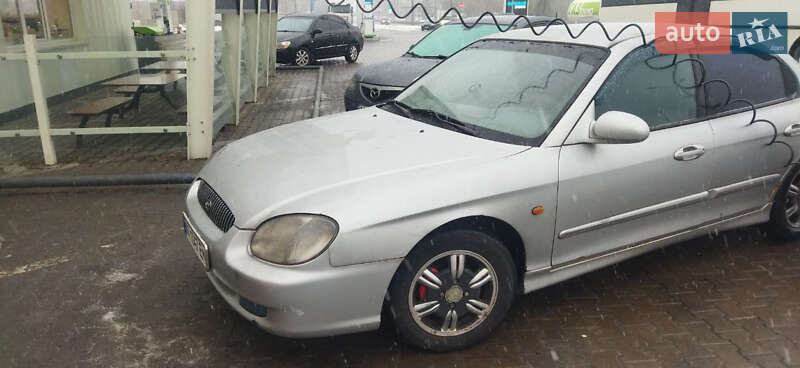 Седан Hyundai Sonata 1999 в Вышгороде