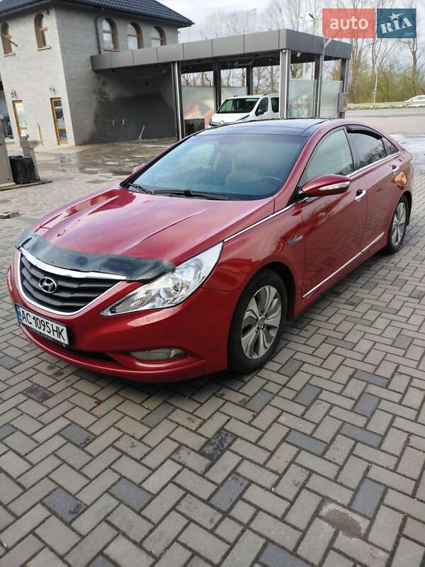 Седан Hyundai Sonata 2014 в Львове