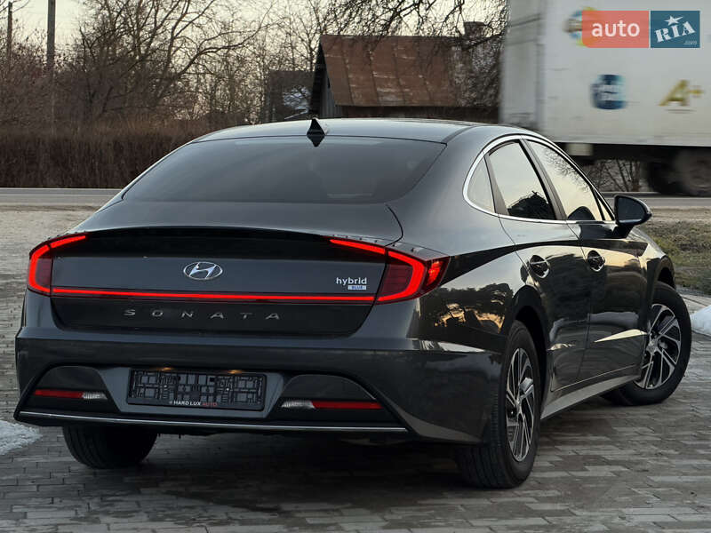 Седан Hyundai Sonata 2023 в Львове
