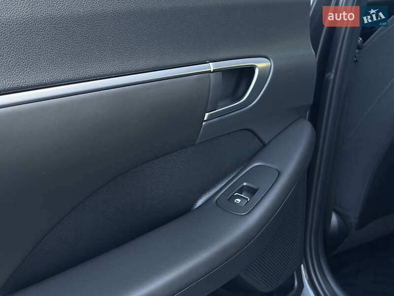 Седан Hyundai Sonata 2023 в Львове