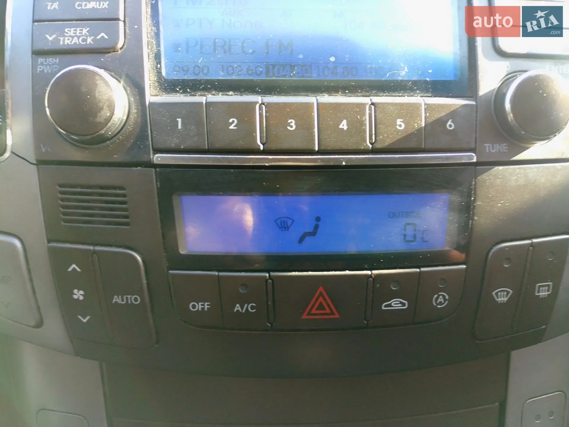 Hyundai Sonata 2010 VIN KMHEU41AP9A653599 фото оголошення 8 з 26