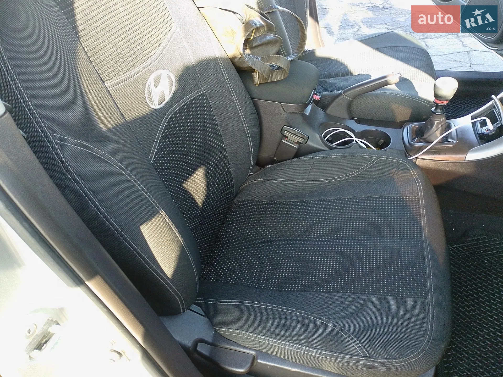 Hyundai Sonata 2010 VIN KMHEU41AP9A653599 фото оголошення 7 з 26