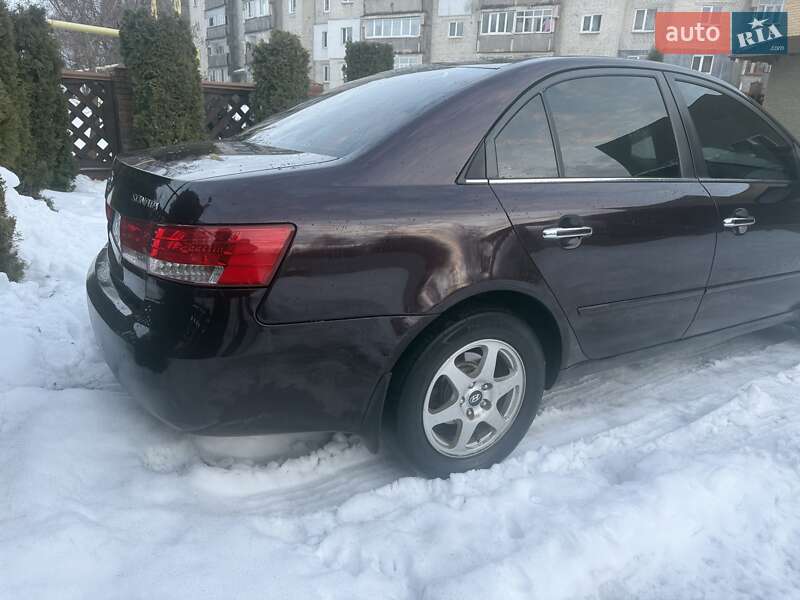 Седан Hyundai Sonata 2007 в Конотопе
