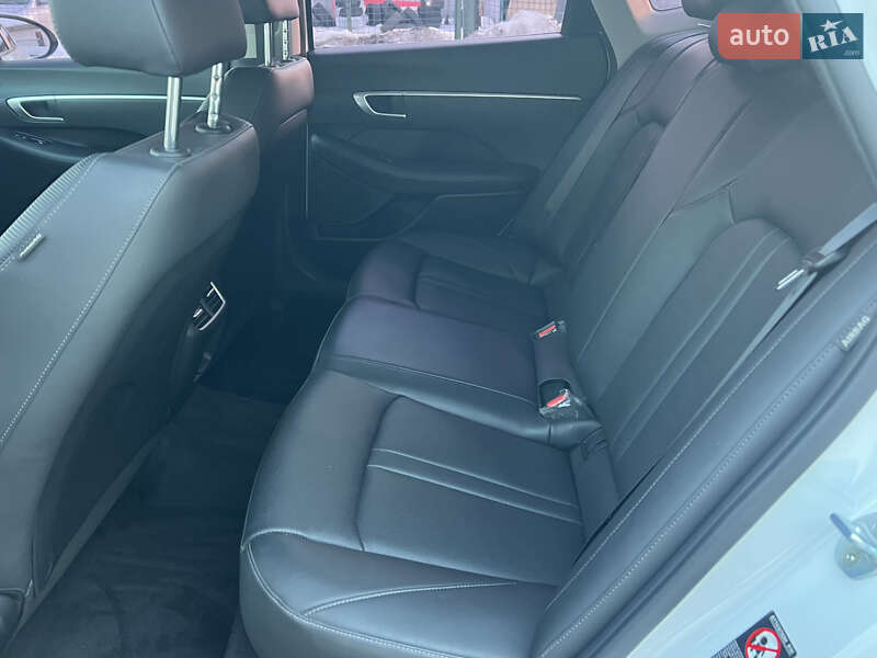 Седан Hyundai Sonata 2019 в Киеве