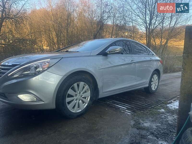 Седан Hyundai Sonata 2013 в Черновцах фото 2 Седан Hyundai Sonata 2013 в Черновцах