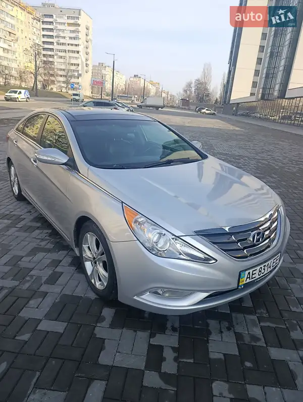 Hyundai Sonata