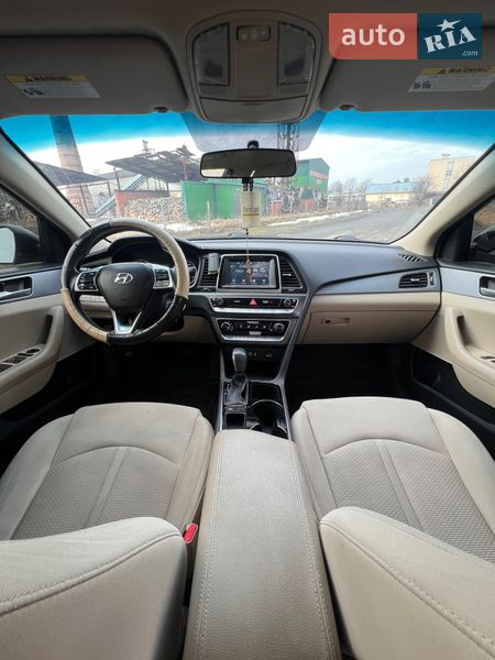 Седан Hyundai Sonata 2019 в Ивано-Франковске