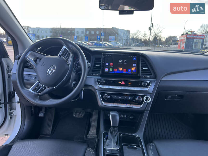 Седан Hyundai Sonata 2017 в Запорожье