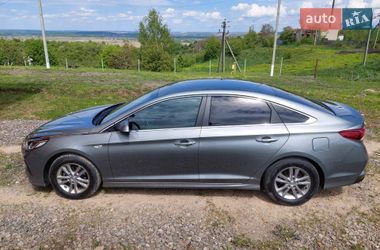 Седан Hyundai Sonata 2017 в Галиче