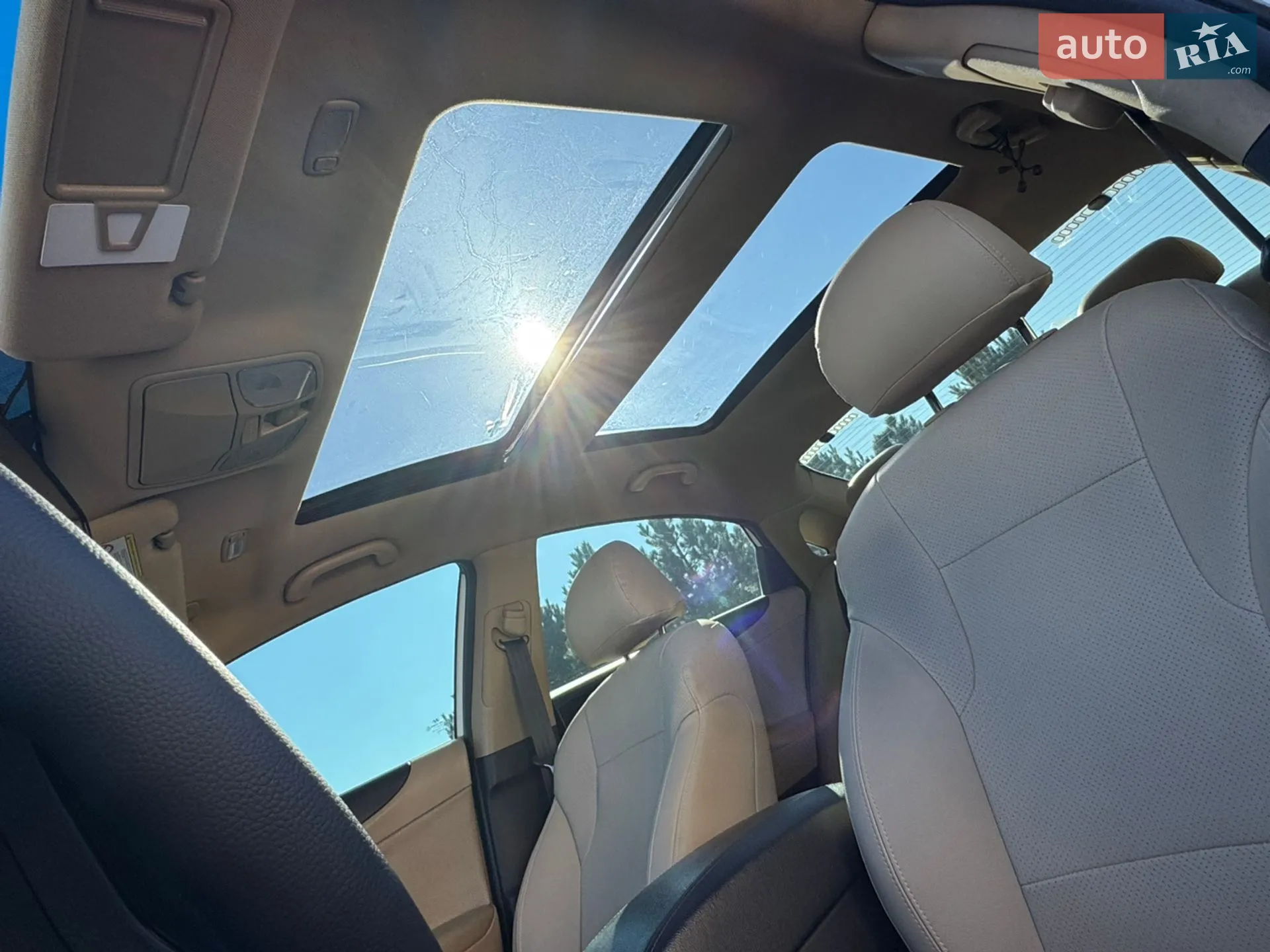 2011 Hyundai Sonata - мініатюра 20