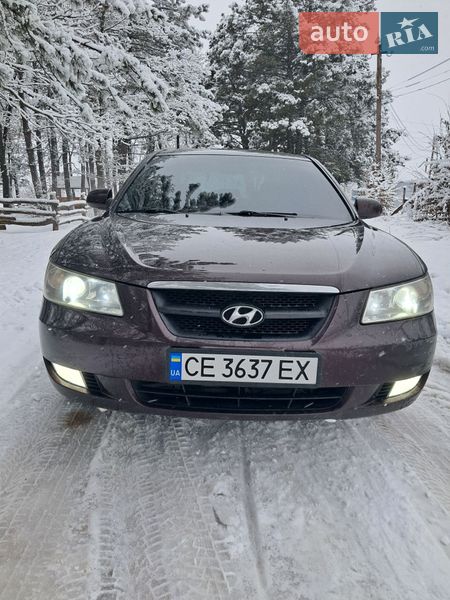 Седан Hyundai Sonata 2007 в Хотине