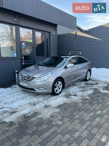 Hyundai Sonata