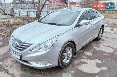 Седан Hyundai Sonata 2013 в Первомайську