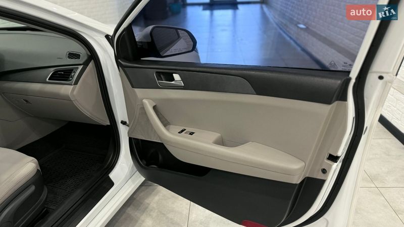 Седан Hyundai Sonata 2016 в Подольске