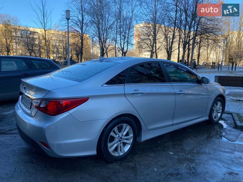 Седан Hyundai Sonata 2014 в Житомире