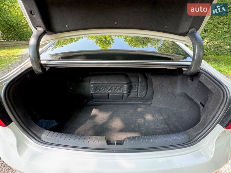 Седан Hyundai Sonata 2016 в Одессе