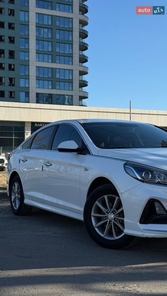 Седан Hyundai Sonata 2018 в Днепре