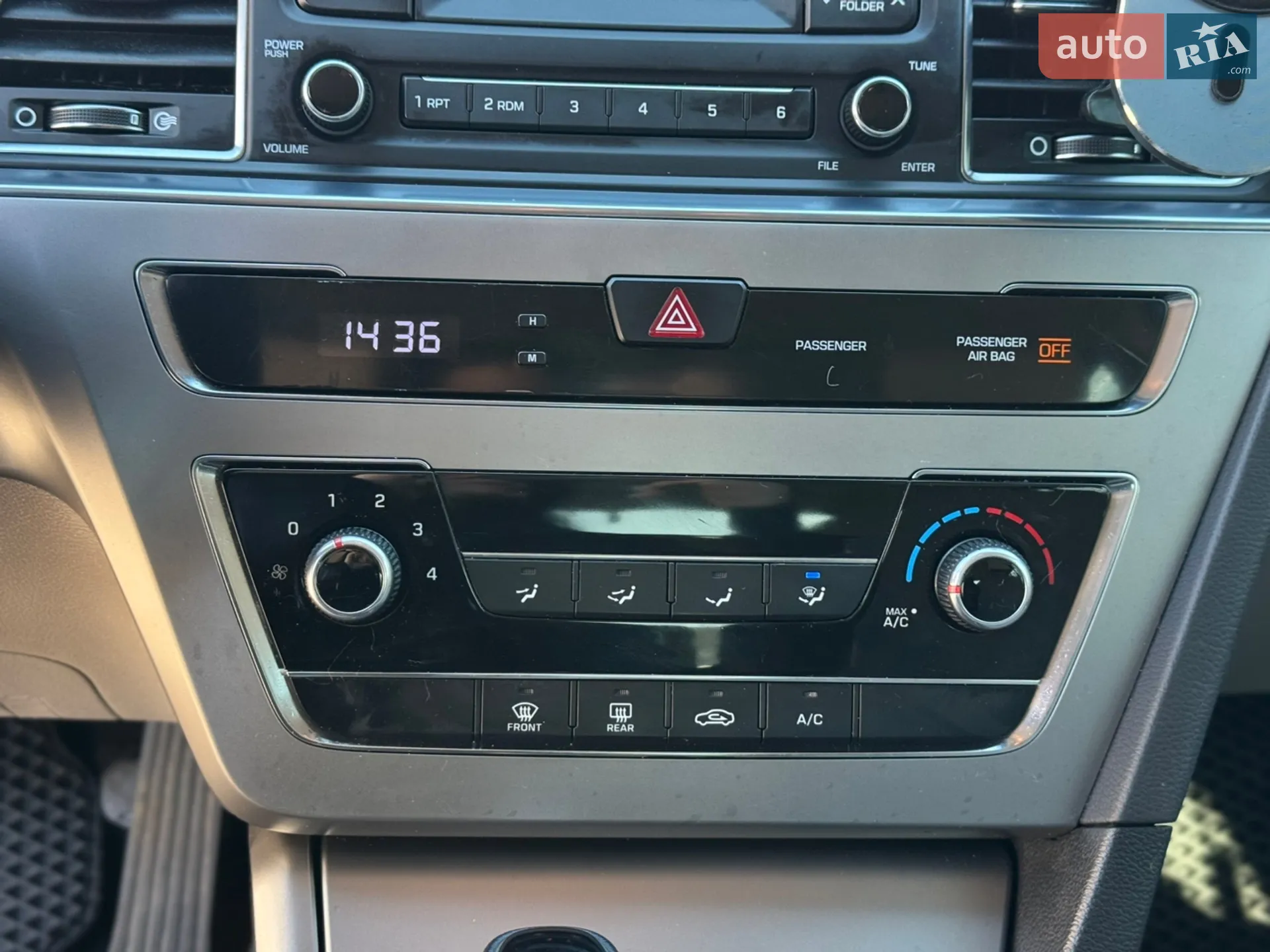 2016 Hyundai Sonata - мініатюра 19