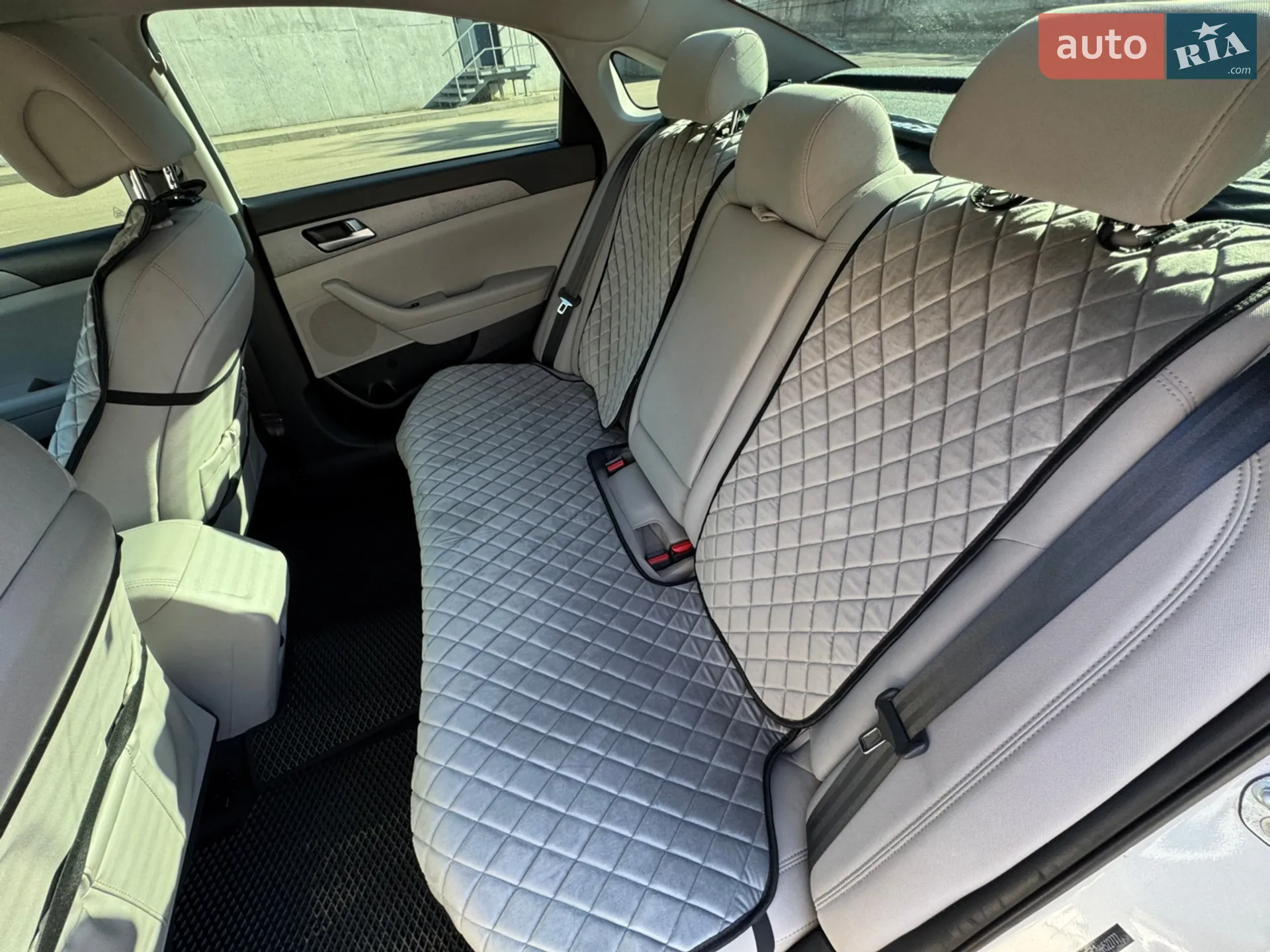 2016 Hyundai Sonata - мініатюра 24