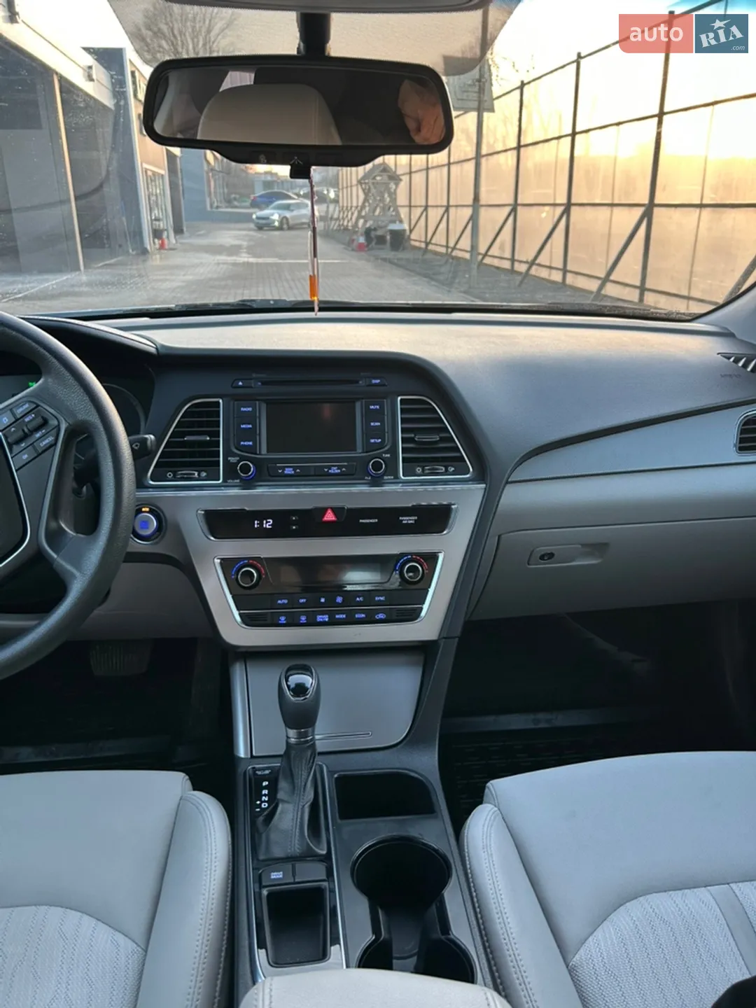 2015 Hyundai Sonata - мініатюра 14